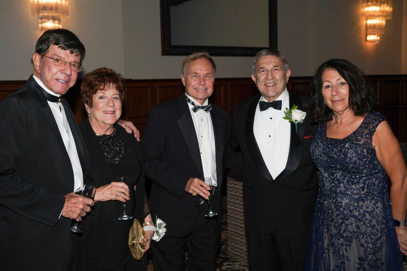 Black & White Ball Raises $32,000 for Senior Programs