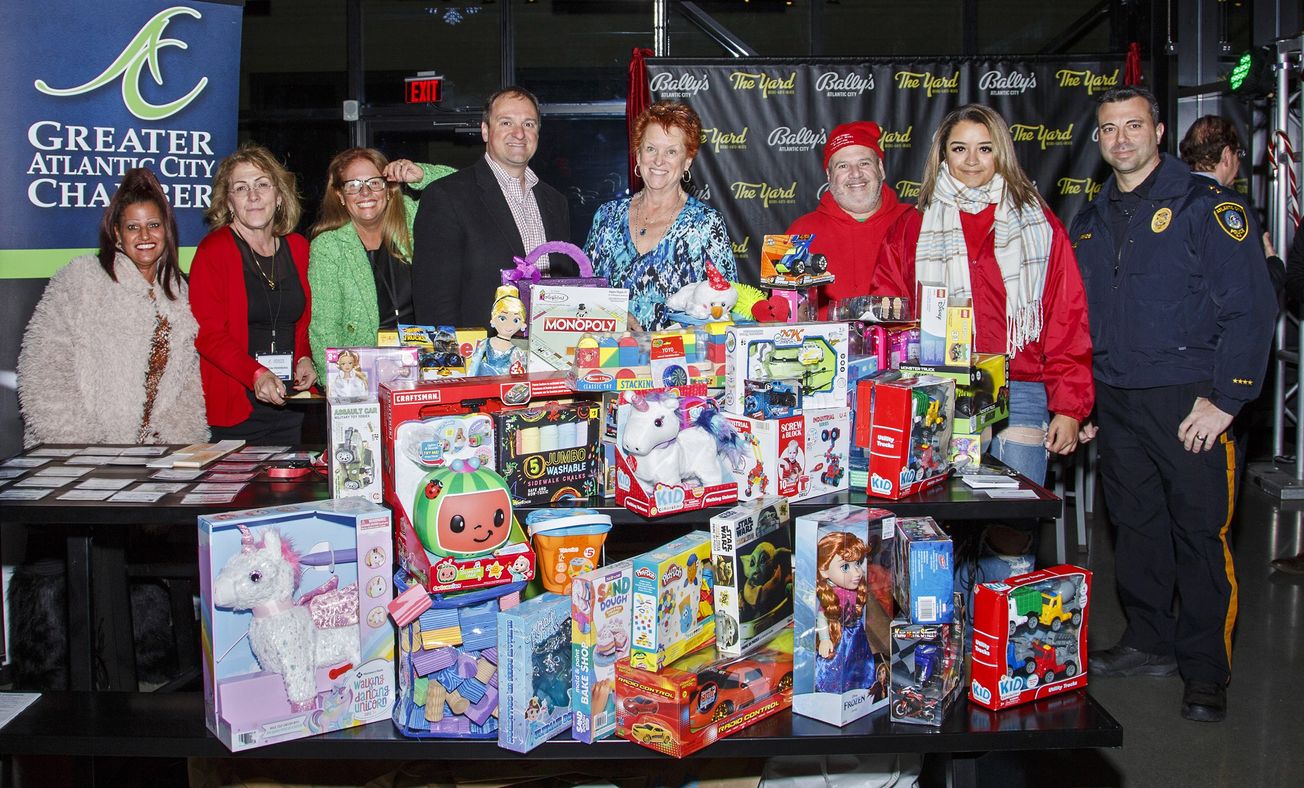 Welcome To Tinseltown